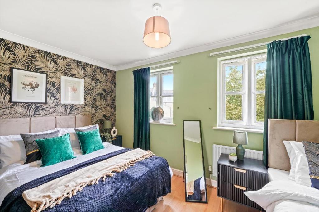 Holiday home Lovely 2 Bed Parking And Garden London